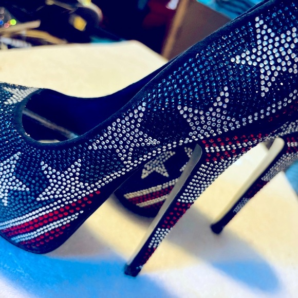 Almost Brand New All American Heels By HERSTYLE - Size 5 - Heel Height 6” -box 3 - Picture 2 of 6